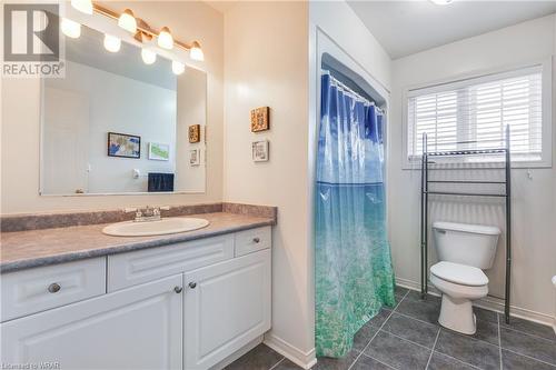 781 Grand Banks Drive, Waterloo, ON - Indoor Photo Showing Bathroom