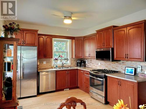 3472 Monck Road, Kawartha Lakes, ON - Indoor Photo Showing Kitchen With Double Sink