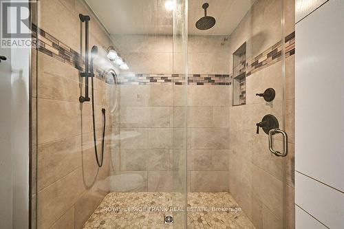 2 Maxwell Street, Kawartha Lakes, ON - Indoor Photo Showing Bathroom