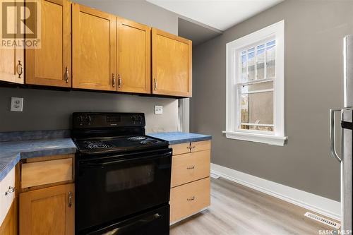 2519 Winnipeg Street, Regina, SK - Indoor Photo Showing Kitchen