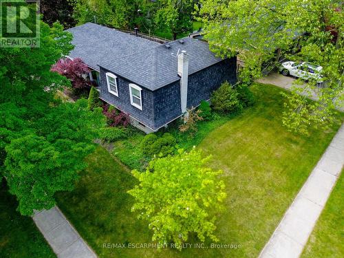 4439 Hawthorne Drive, Burlington, ON - Outdoor