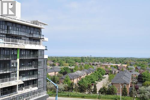 810 - 405 Dundas Street W, Oakville, ON - Outdoor With View