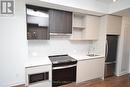 810 - 405 Dundas Street W, Oakville, ON  - Indoor Photo Showing Kitchen 