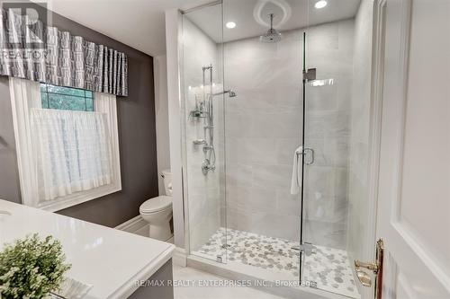 1301 Lindburgh Court, Mississauga (Lorne Park), ON - Indoor Photo Showing Bathroom