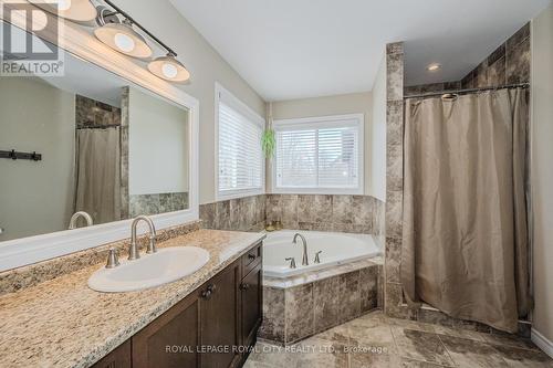 188 Sammon Drive, Guelph/Eramosa, ON - Indoor Photo Showing Bathroom
