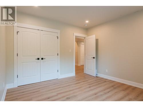 695 Killough  Road, Castlegar, BC - Indoor Photo Showing Other Room