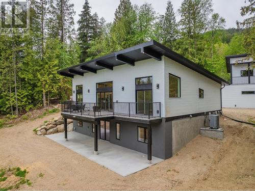 695 Killough  Road, Castlegar, BC - Outdoor With Exterior