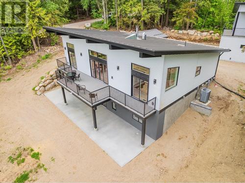 695 Killough  Road, Castlegar, BC - Outdoor