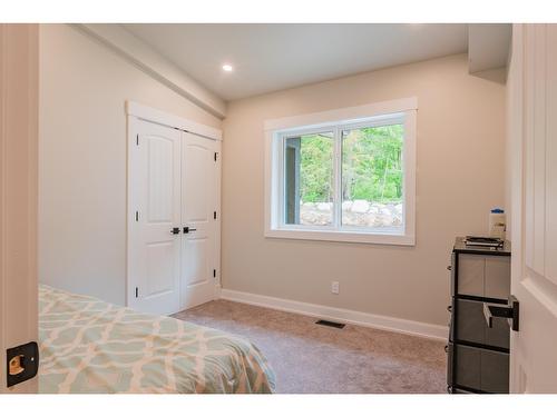 695 Killough Road, Castlegar, BC - Indoor