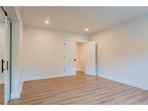 695 Killough Road, Castlegar, BC - Indoor Photo Showing Other Room