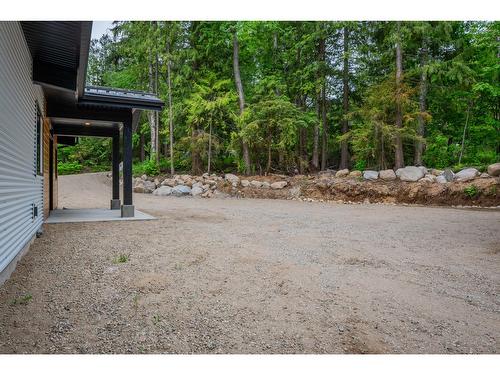 695 Killough Road, Castlegar, BC - Outdoor