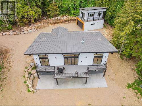 695 Killough  Road, Castlegar, BC - Outdoor