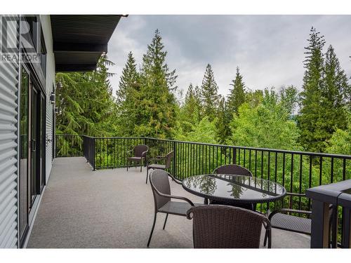 695 Killough  Road, Castlegar, BC - Outdoor With Exterior