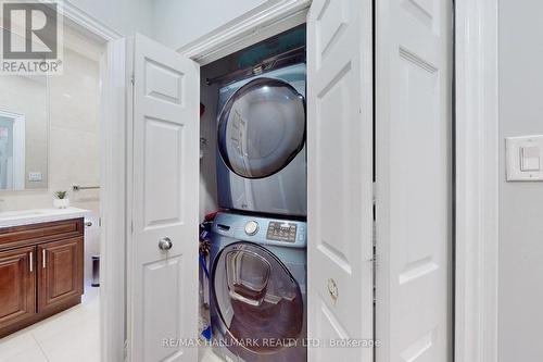 3656 Sawmill Valley Drive, Mississauga, ON - Indoor Photo Showing Laundry Room