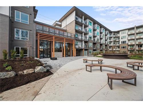 542-920 Reunion Ave, Langford, BC - Indoor Photo Showing Gym Room