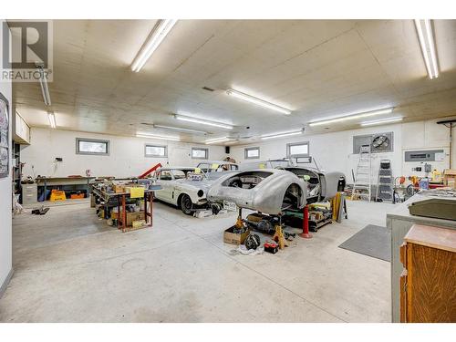 3544 Elliott Road Lot# 1, West Kelowna, BC - Indoor Photo Showing Garage