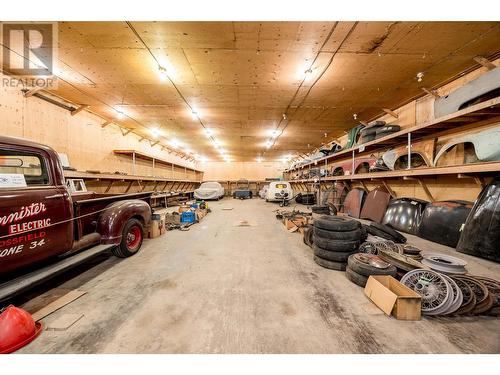 3544 Elliott Road Lot# 1, West Kelowna, BC - Indoor Photo Showing Garage