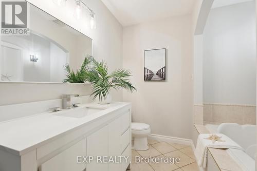 2298 15Th Sideroad, New Tecumseth, ON - Indoor Photo Showing Bathroom