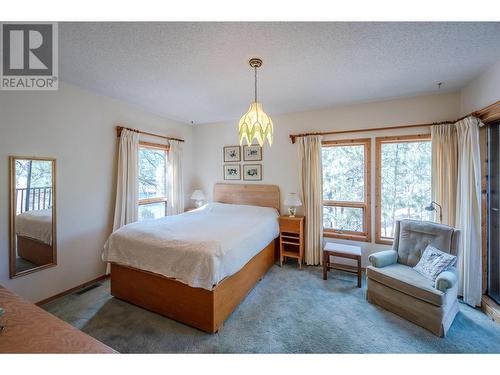 3815 Forsyth Drive, Penticton, BC - Indoor Photo Showing Bedroom