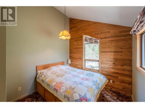 3815 Forsyth Drive, Penticton, BC - Indoor Photo Showing Bedroom