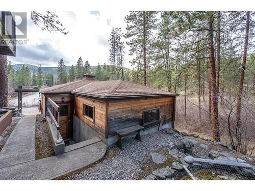 3815 Forsyth Drive, Penticton, BC - Outdoor