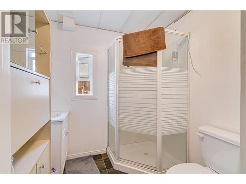 1191 Matevic Road, Sparwood, BC - Indoor Photo Showing Bathroom