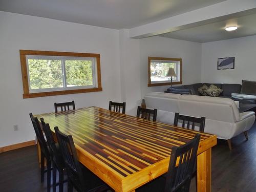 3915 Old Red Mountain Road Road, Rossland, BC - Indoor Photo Showing Dining Room