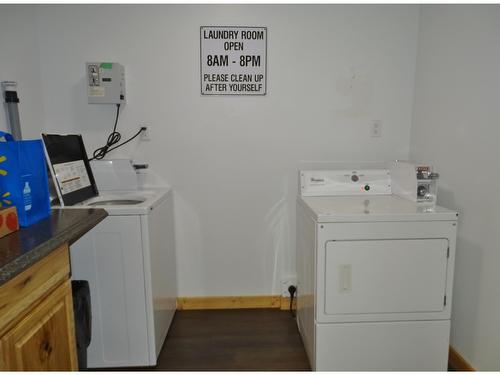 3915 Old Red Mountain Road Road, Rossland, BC - Indoor Photo Showing Laundry Room