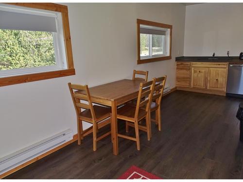 3915 Old Red Mountain Road Road, Rossland, BC - Indoor Photo Showing Dining Room