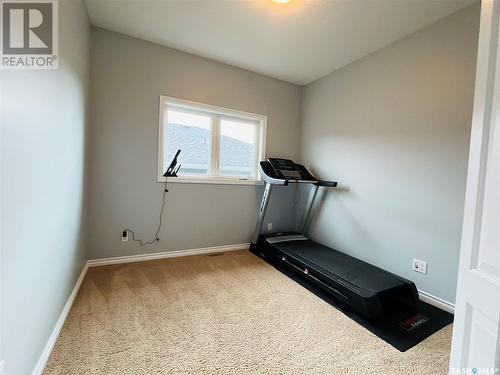 820 Hamilton Drive, Swift Current, SK - Indoor Photo Showing Gym Room