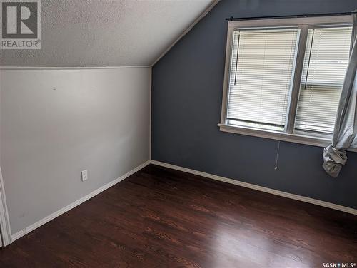 420 5Th Avenue Nw, Swift Current, SK - Indoor Photo Showing Other Room