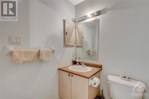 122 Scout Street, Ottawa, ON - Indoor Photo Showing Bathroom