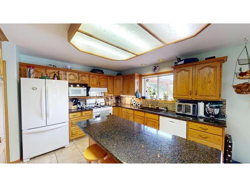 4144 29Th Street S, Cranbrook, BC - Indoor Photo Showing Kitchen