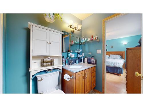 4144 29Th Street S, Cranbrook, BC - Indoor Photo Showing Bathroom
