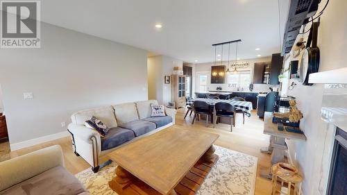 11011 114 Avenue, Fort St. John, BC - Indoor Photo Showing Living Room