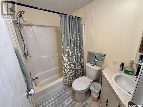 671-681 Aqualane Avenue, Aquadeo, SK - Indoor Photo Showing Bathroom