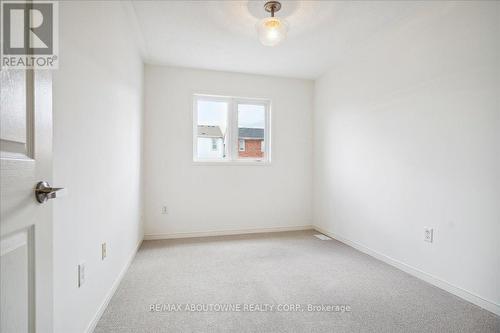 221 Gatwick Drive, Oakville, ON - Indoor Photo Showing Other Room