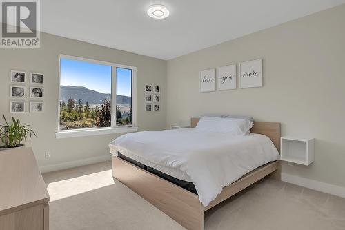 12798 Lake Hill Drive Unit# 40, Lake Country, BC - Indoor Photo Showing Bedroom