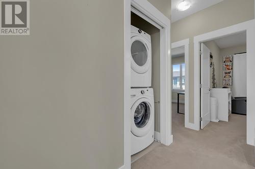 12798 Lake Hill Drive Unit# 40, Lake Country, BC - Indoor Photo Showing Laundry Room