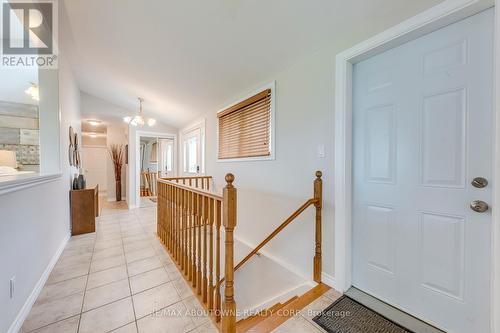 80 Balmoral Heights, East Gwillimbury, ON - Indoor Photo Showing Other Room