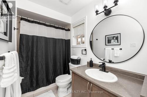 19 Grey Wing Avenue, Georgina, ON - Indoor Photo Showing Bathroom