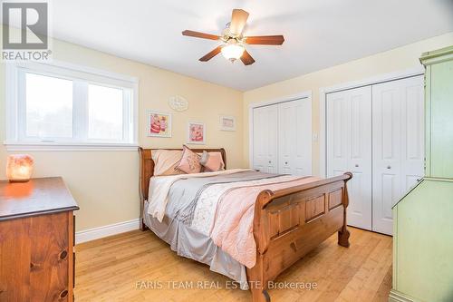 130 Concession 15 W, Tiny, ON - Indoor Photo Showing Bedroom