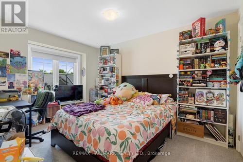 6 Little River Crossin, Wasaga Beach, ON - Indoor Photo Showing Bedroom