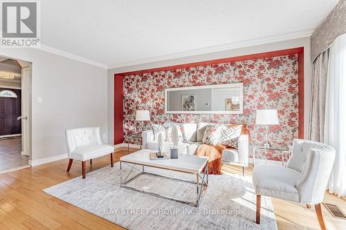 20 Emcarr Drive, Toronto, ON - Indoor Photo Showing Living Room