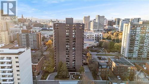 71 Somerset Street W Unit#1705, Ottawa, ON - Outdoor With Facade