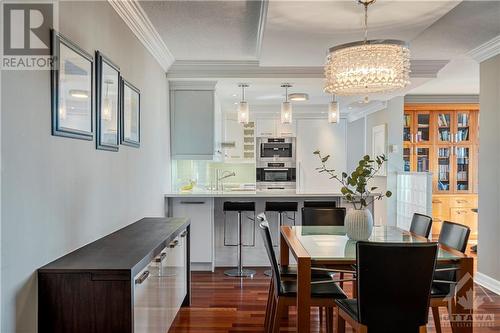 71 Somerset Street W Unit#1705, Ottawa, ON - Indoor Photo Showing Dining Room