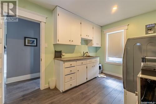 1164 3Rd Avenue Nw, Moose Jaw, SK - Indoor Photo Showing Kitchen
