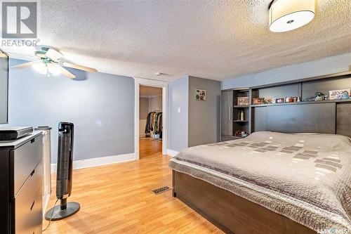 1164 3Rd Avenue Nw, Moose Jaw, SK - Indoor Photo Showing Bedroom