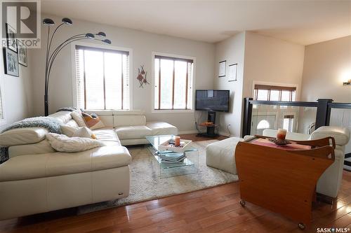 615 S James Street, Lumsden, SK - Indoor Photo Showing Living Room