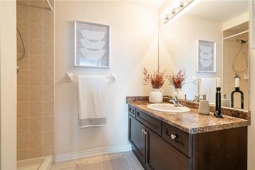 5pc Ensuite - 396 Plains Road E|Unit #508, Burlington, ON - Indoor Photo Showing Bathroom